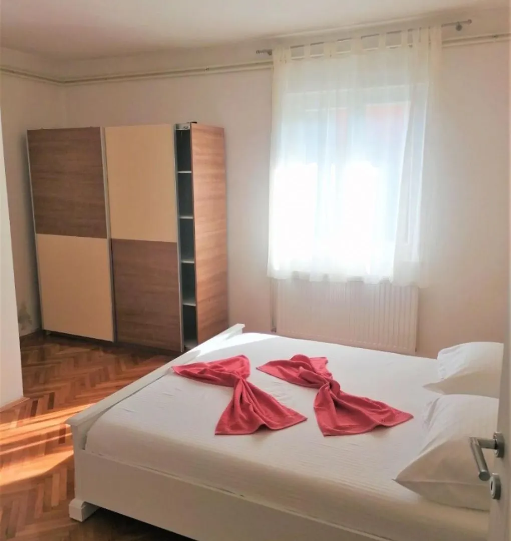 Apartments Lilac- 100M From Beach Trogir