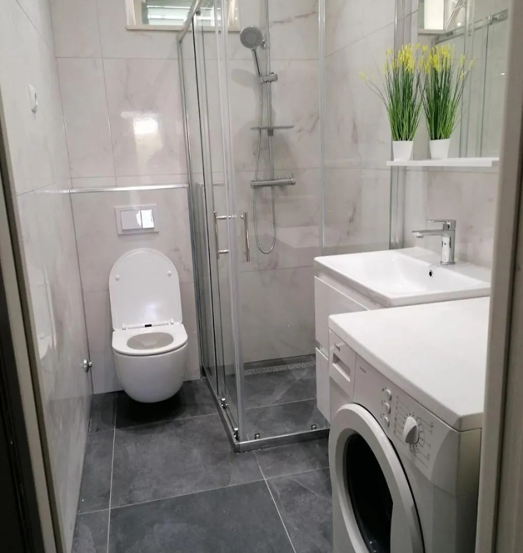 Apartments Lilac- 100M From Beach Trogir