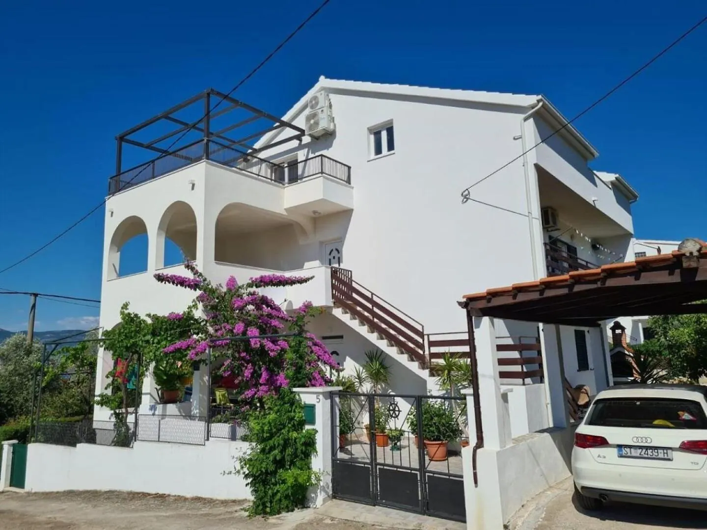 Apartments Lilac- 100M From Beach Trogir 0*,